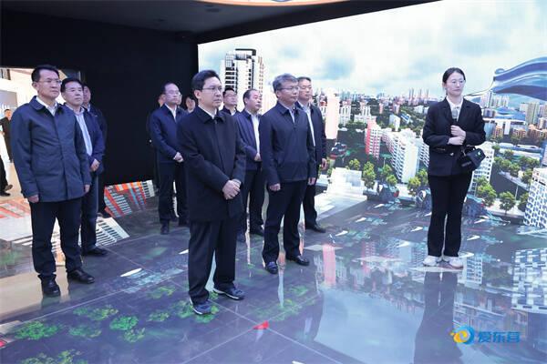 東營市委副書記、市長陳必昌調(diào)研儲能產(chǎn)業(yè)發(fā)展情況