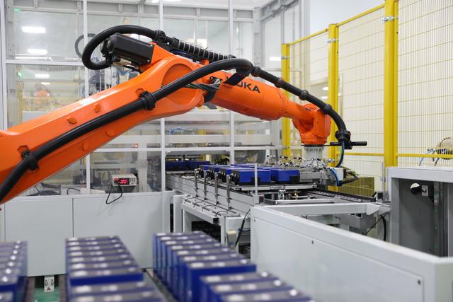 “超級充電寶”持續(xù)擴(kuò)容出新，新型儲能產(chǎn)業(yè)在京快速成長