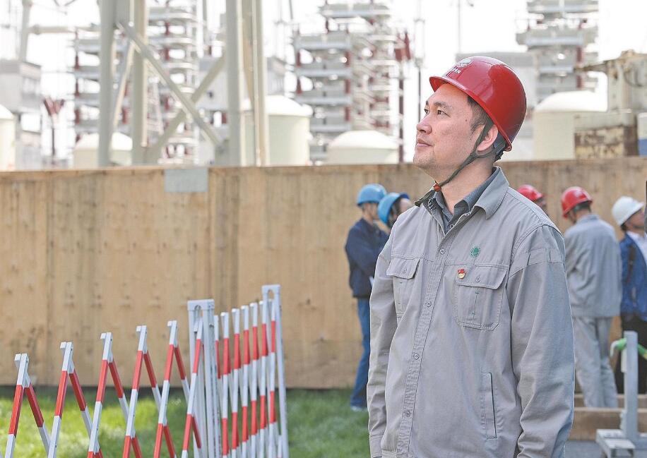 廖玉龍:奮斗在一線 建功特高壓