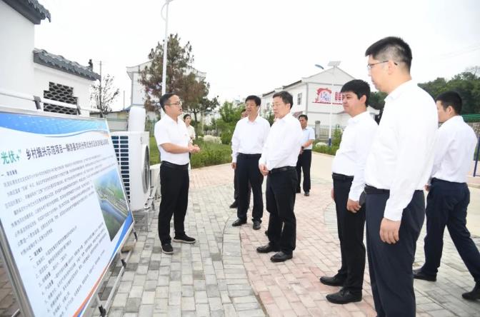 中國(guó)電氣裝備黨委書記、董事長(zhǎng)李洪鳳赴陜西省麟游縣調(diào)研定點(diǎn)幫扶工作