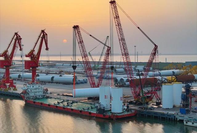 向綠向新，加快建設(shè)新型能源體系