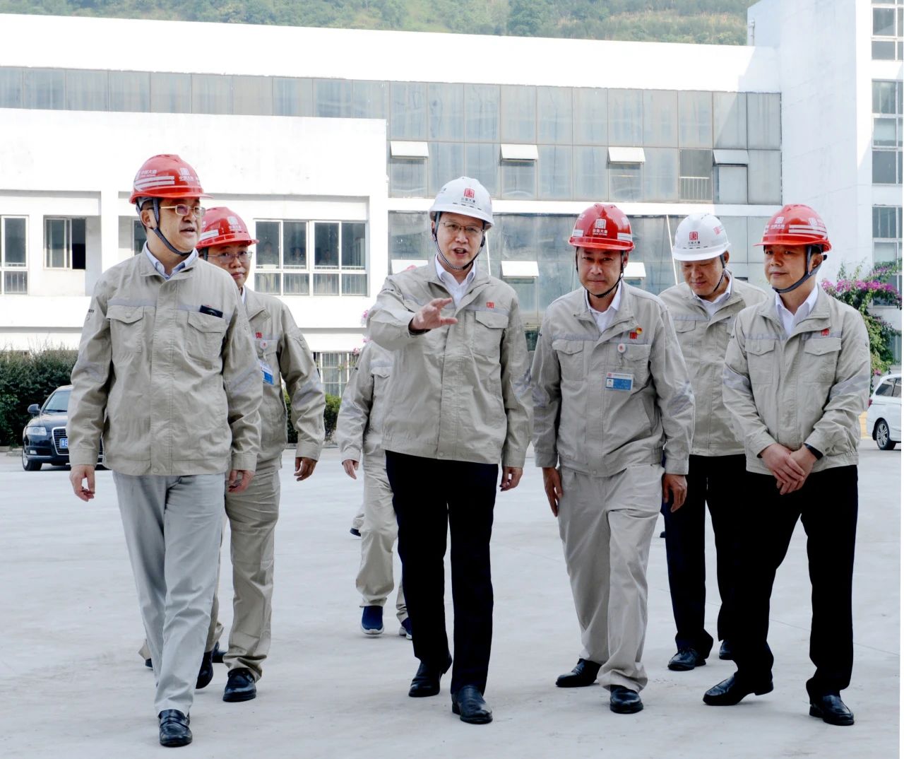 大唐集團總經(jīng)理、黨組副書記張傳江到貴州公司所屬企業(yè)調(diào)研