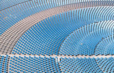 技術(shù)引領(lǐng)，中國(guó)光伏連續(xù)“破紀(jì)錄”(能源轉(zhuǎn)型看中國(guó)④)