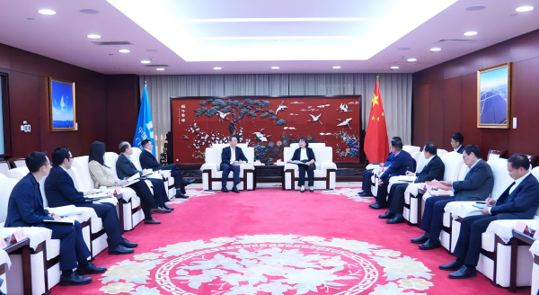 華電集團副總經(jīng)理李旭紅會見中國出口信用保險公司黨委委員、副總經(jīng)理張輝