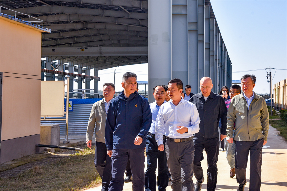 華潤(rùn)集團(tuán)副總經(jīng)理韓躍偉赴華潤(rùn)赤壁鄉(xiāng)村振興示范區(qū)、華潤(rùn)電力咸寧公司調(diào)研