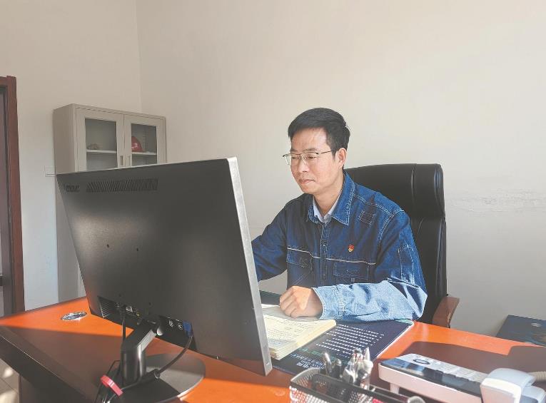 劉盛:援蒙幫扶 盡展所長(zhǎng)