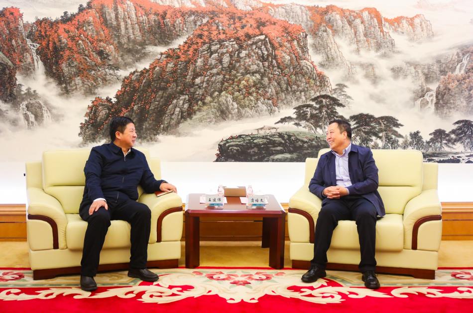 大唐甘肅公司黨委書記、董事長王建偉與甘肅電投集團黨委書記、董事長蒲培文會談