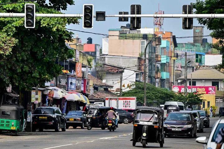 猴子闖發(fā)電站，斯里蘭卡全國停電