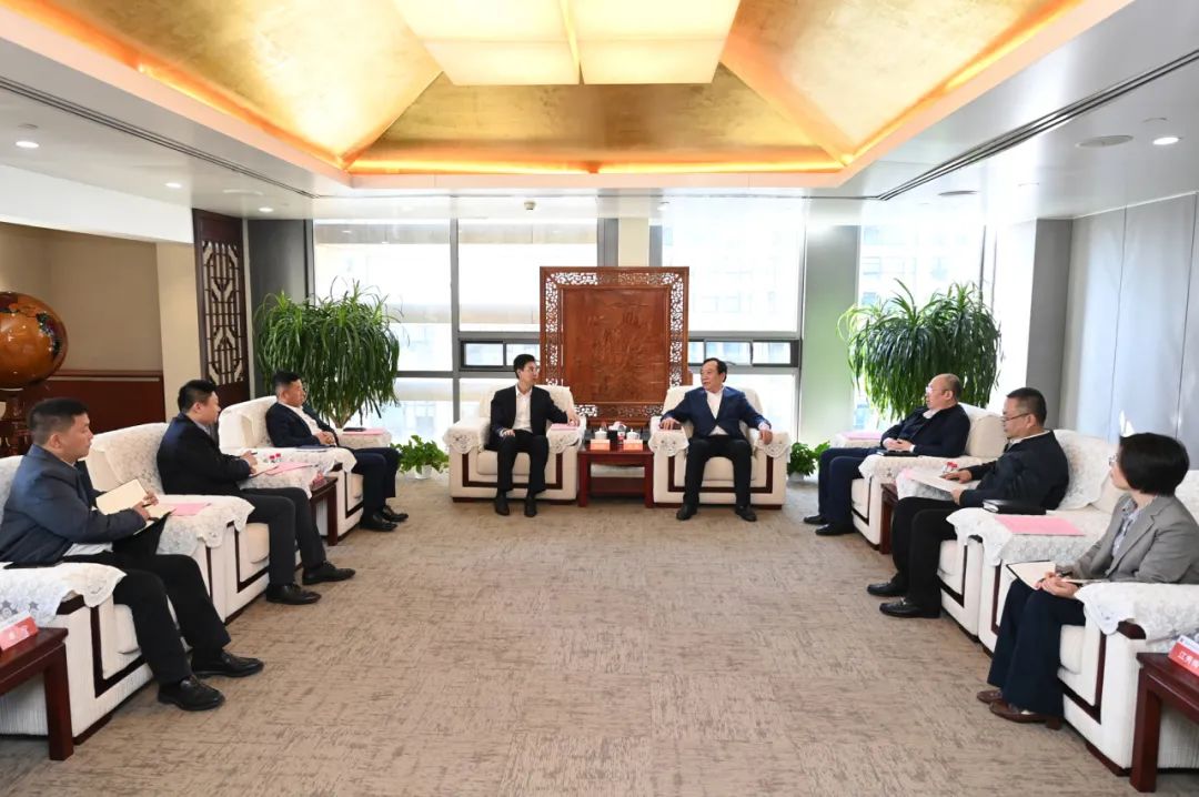 大唐國際黨委書記、董事長李凱會見中建五局黨委書記、董事長田衛(wèi)國