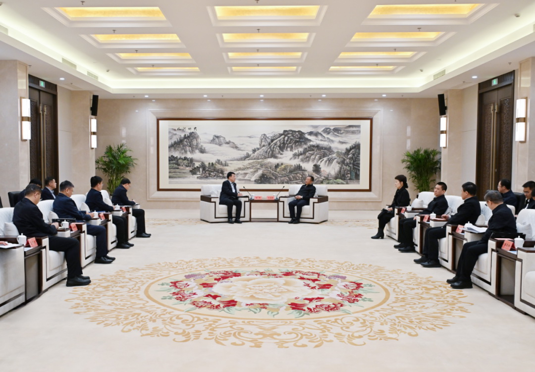 大唐集團(tuán)董事長(zhǎng)呂軍、總經(jīng)理張傳江拜會(huì)內(nèi)蒙古自治區(qū)黨委書記孫紹騁政府主席王莉霞