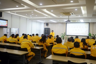 華潤(rùn)南京公司檢修公司黨支部開(kāi)展黨員大會(huì)、支委會(huì)以及3月份主題黨日活動(dòng)